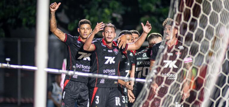 Vitória bate o Ceará e diminui vantagem para sair do Z-4 do Brasileirão