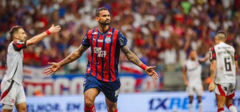 Bahia vence e quebra tabu diante do Flamengo com dois jogadores a mais