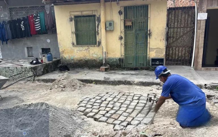 Prefeitura avança em drenagem, pavimentação e limpeza em Alagoinhas