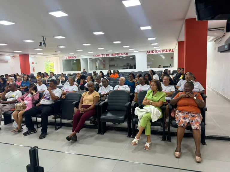 Junho Violeta: Alagoinhas fortalece rede de proteção e discute combate à violência contra a pessoa idosa
