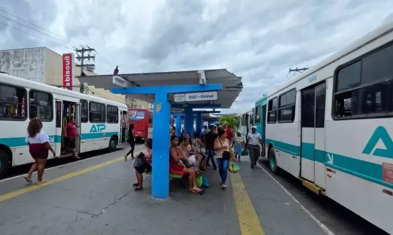 Comércio de Alagoinhas funcionará neste fim de semana com transporte coletivo gratuito para a população