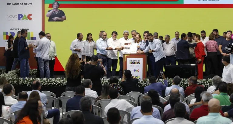 Governo anuncia investimentos de mais de R$ 211 milhões na Educação de 47 municípios