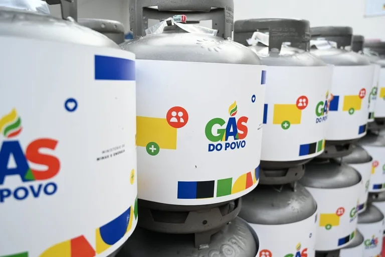 Vale Gás do Povo libera recarga de julho para famílias de baixa renda