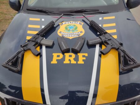 Ação conjunta entre PRF e Polícia Civil resulta em apreensão de dois fuzis na Bahia