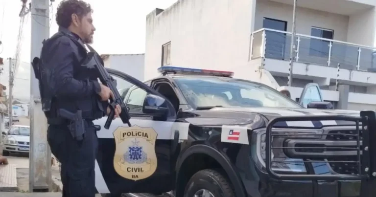 Mulher é presa em Coração de Maria suspeita de envolvimento em dois homicídios