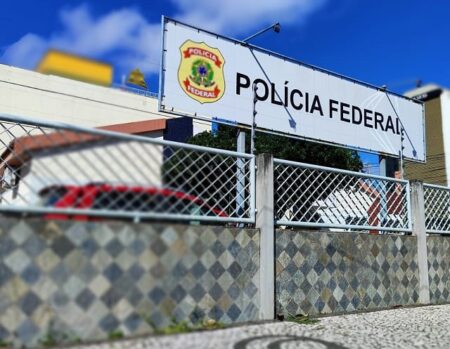 Polícia Federal prende dois homens e apreende R$ 2 mil em notas falsas na Bahia