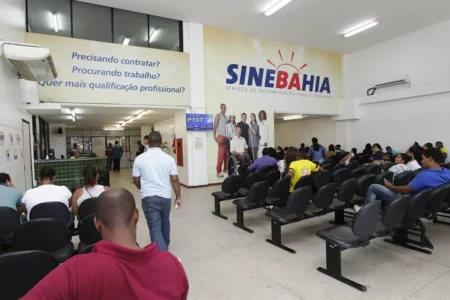 SineBahia oferece vagas de emprego em Alagoinhas e Esplanada nesta terça-feira (07)