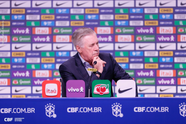 Técnico da Seleção Brasileira anuncia convocados para amistosos contra Coreia do Sul e Japão
