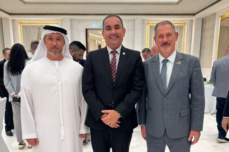 Em Dubai, Gustavo Carmo dialoga com líderes de outros países