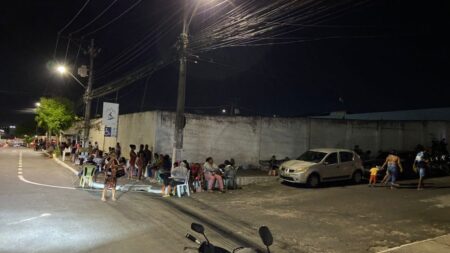 Inscrições do Minha Casa Minha Vida geram filas em Alagoinhas