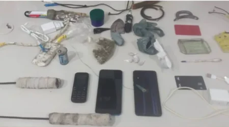 Polícia Militar realiza varredura e inspeção no interior das celas da Delegacia de Inhambupe