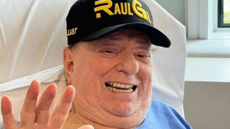 Após passar por cirurgia, Raul Gil recebe alta e faz relato nas redes: “Período difícil”
